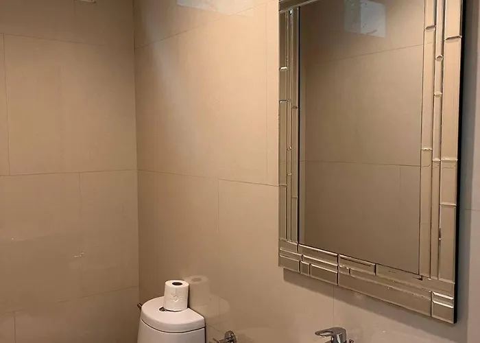 Vakantiehuis 3br Sukhumvit Townhouse, Close To Emsphere And Bts Mrt