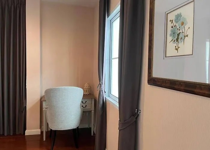 Vakantiehuis 3br Sukhumvit Townhouse, Close To Emsphere And Bts Mrt *