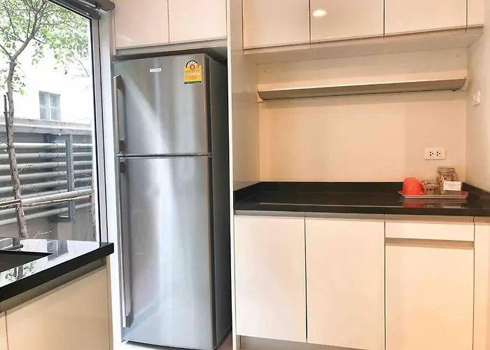 3br Sukhumvit Townhouse, Close To Emsphere And Bts Mrt Vakantiehuis