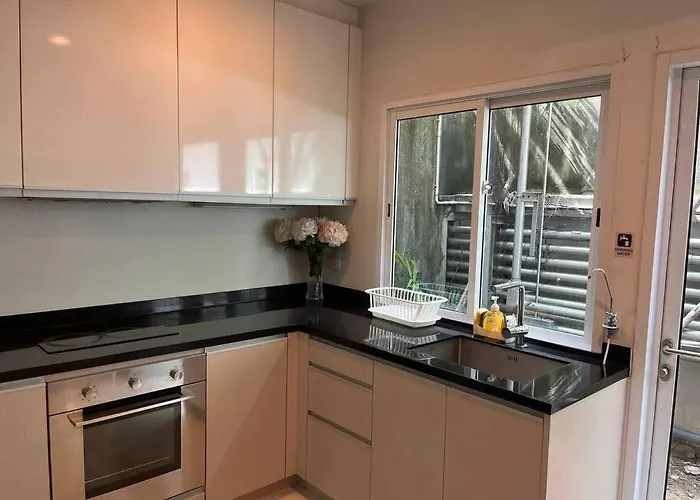 3br Sukhumvit Townhouse, Close To Emsphere And Bts Mrt Vakantiehuis Bangkok