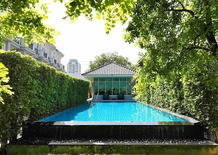 3br Sukhumvit Townhouse, Close To Emsphere And Bts Mrt Bangkok