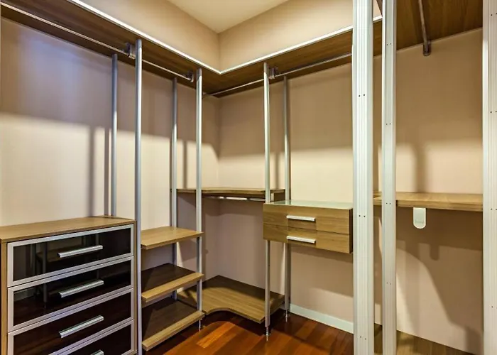 3br Sukhumvit Townhouse, Close To Emsphere And Bts Mrt * Bangkok